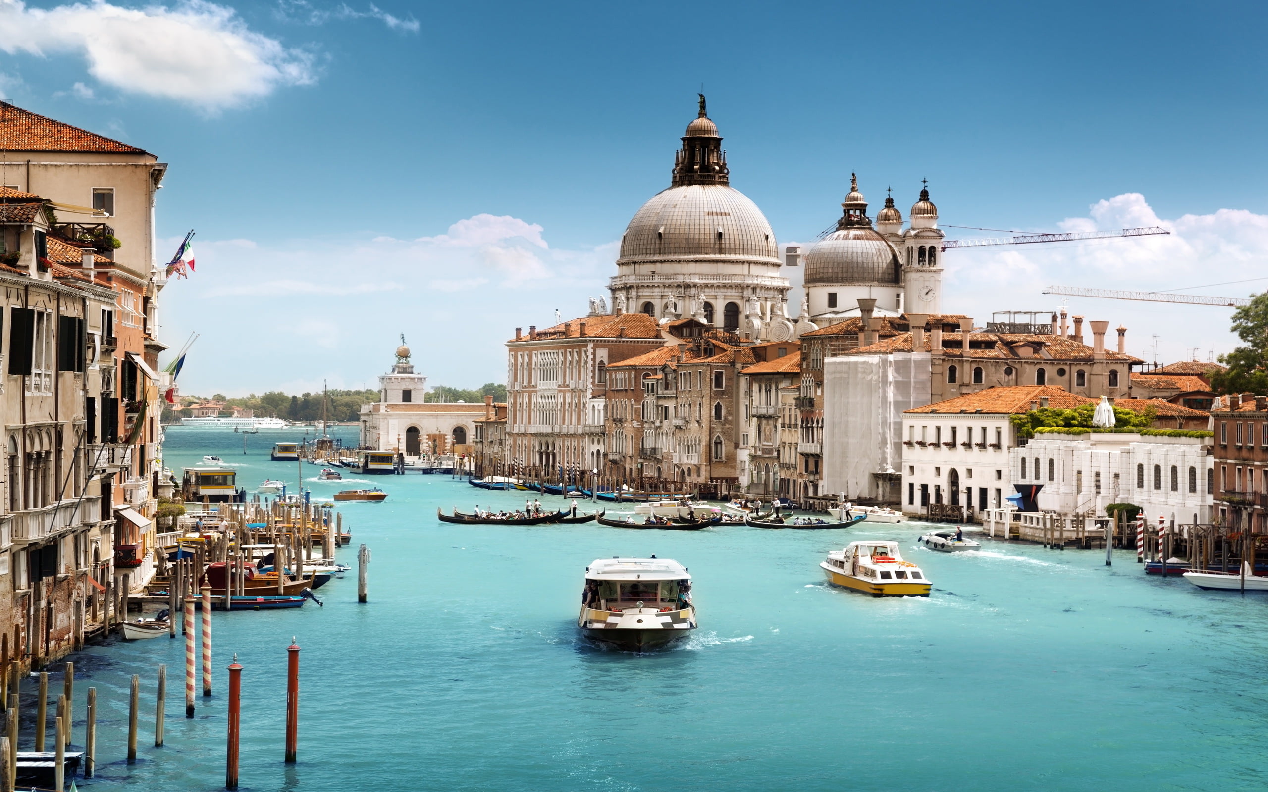 Grand Canal and Basilica Santa Maria della Salute, Venice, Italy
